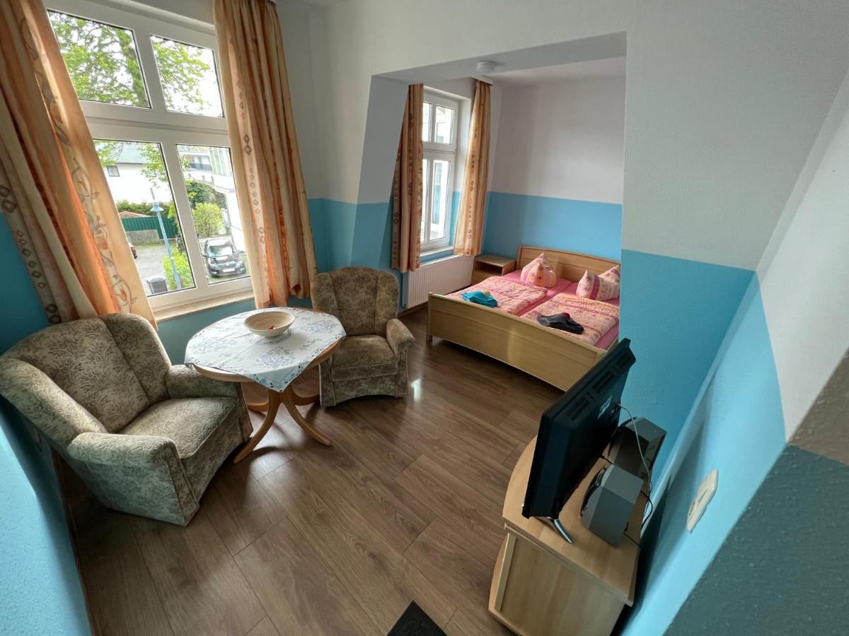 Ferienwohnungen Hennig Heringsdorf  Exterior foto